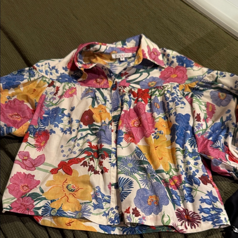 Joy joy floral puff sleeve button down